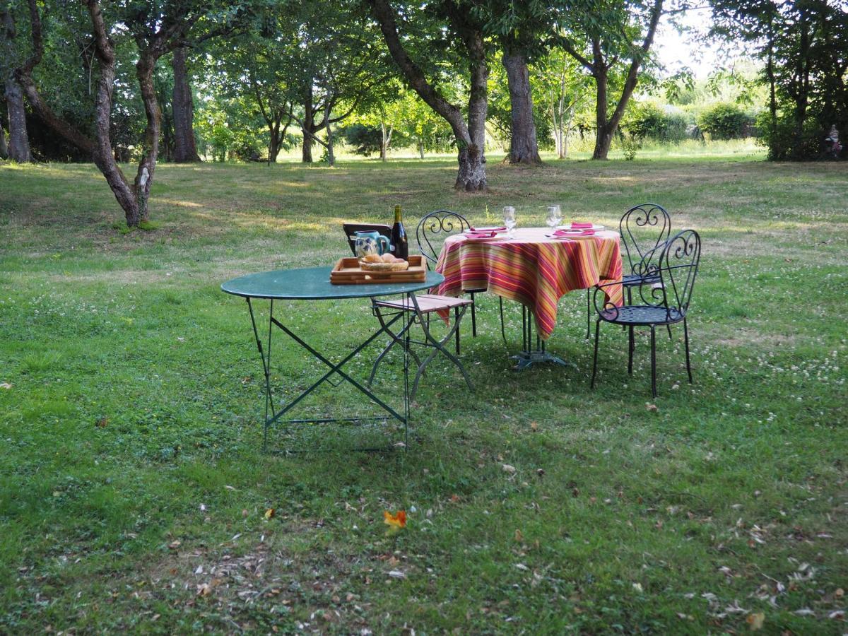 Bed and Breakfast La grange à Alluyes Extérieur photo
